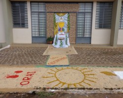 Igreja Católica celebra Corpus Christi em Turvo