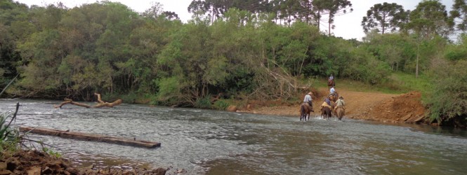 MORADORES DOS PACHECOS REIVINDICAM CONSTRUÇÃO DE PONTE