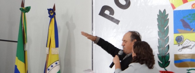 VICE-PREFEITO DE TURVO TOMA POSSE APÓS AFASTAMENTO DO PREFEITO