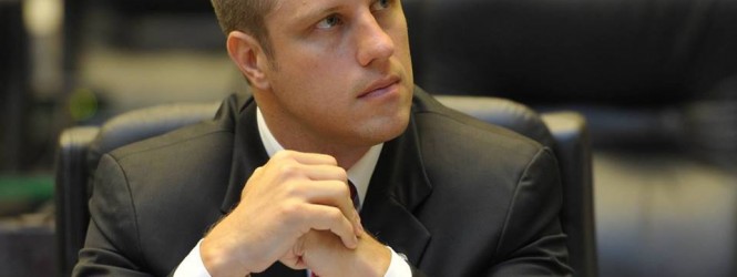 REQUIÃO FILHO VISITA TURVO E CONCEDE ENTREVISTA À TURVO ATIVO FM