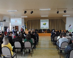 Turvo sedia V Fórum Empresarial de Desenvolvimento Regional do Paraná