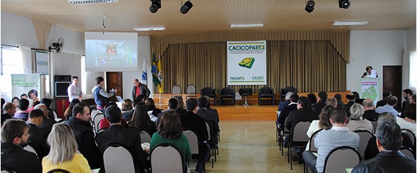 Turvo sedia V Fórum Empresarial de Desenvolvimento Regional do Paraná
