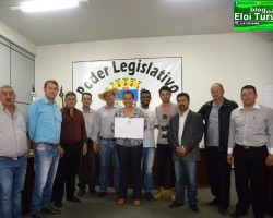 GRUPO DE JOVENS JUCAJU RECEBEU A MOÇÃO DE APLAUSOS NA CÂMARA MUNICIPAL